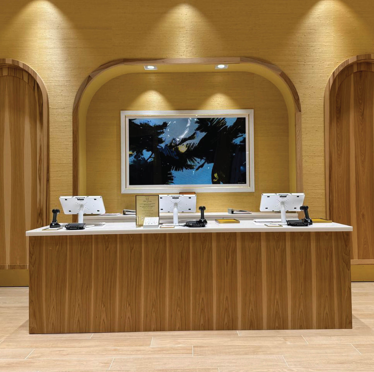 Kendra Scott showroom with Elizabeth Sutton artwork