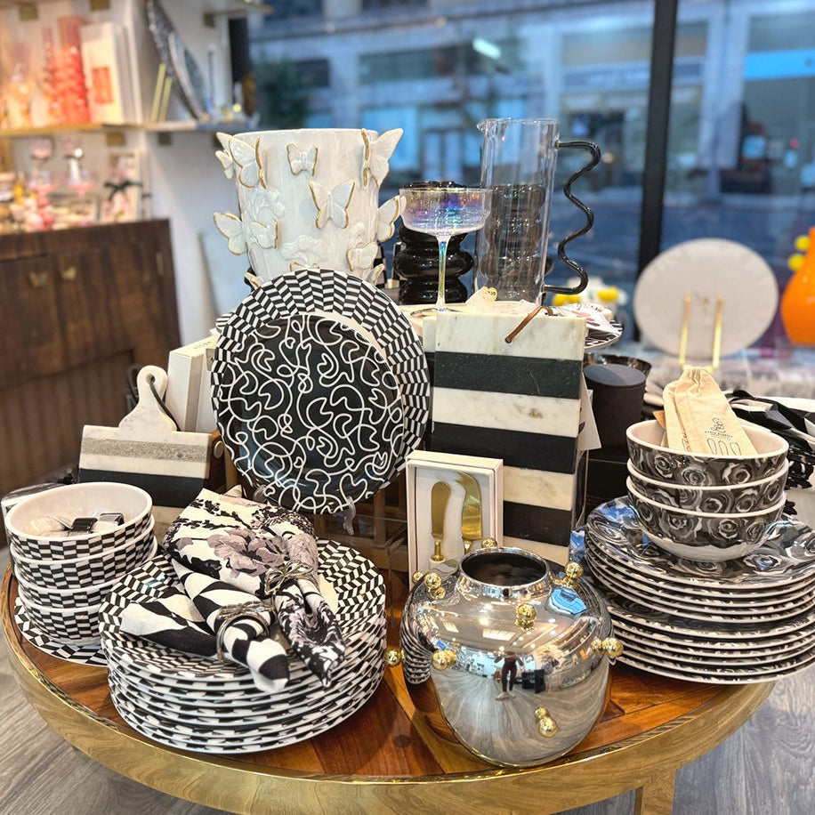Black & Clear Squiggle Glass Pitcher