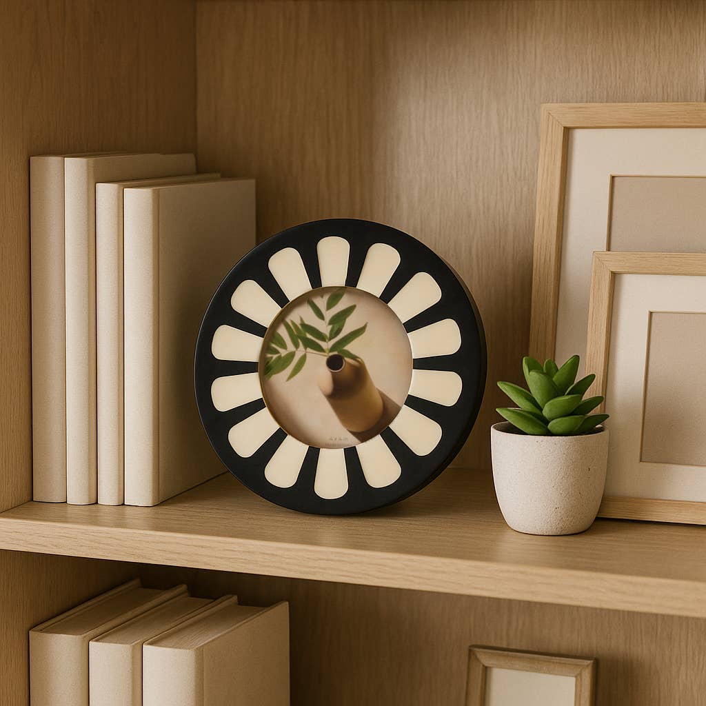 Black and Ivory Flower Round Picture Frame