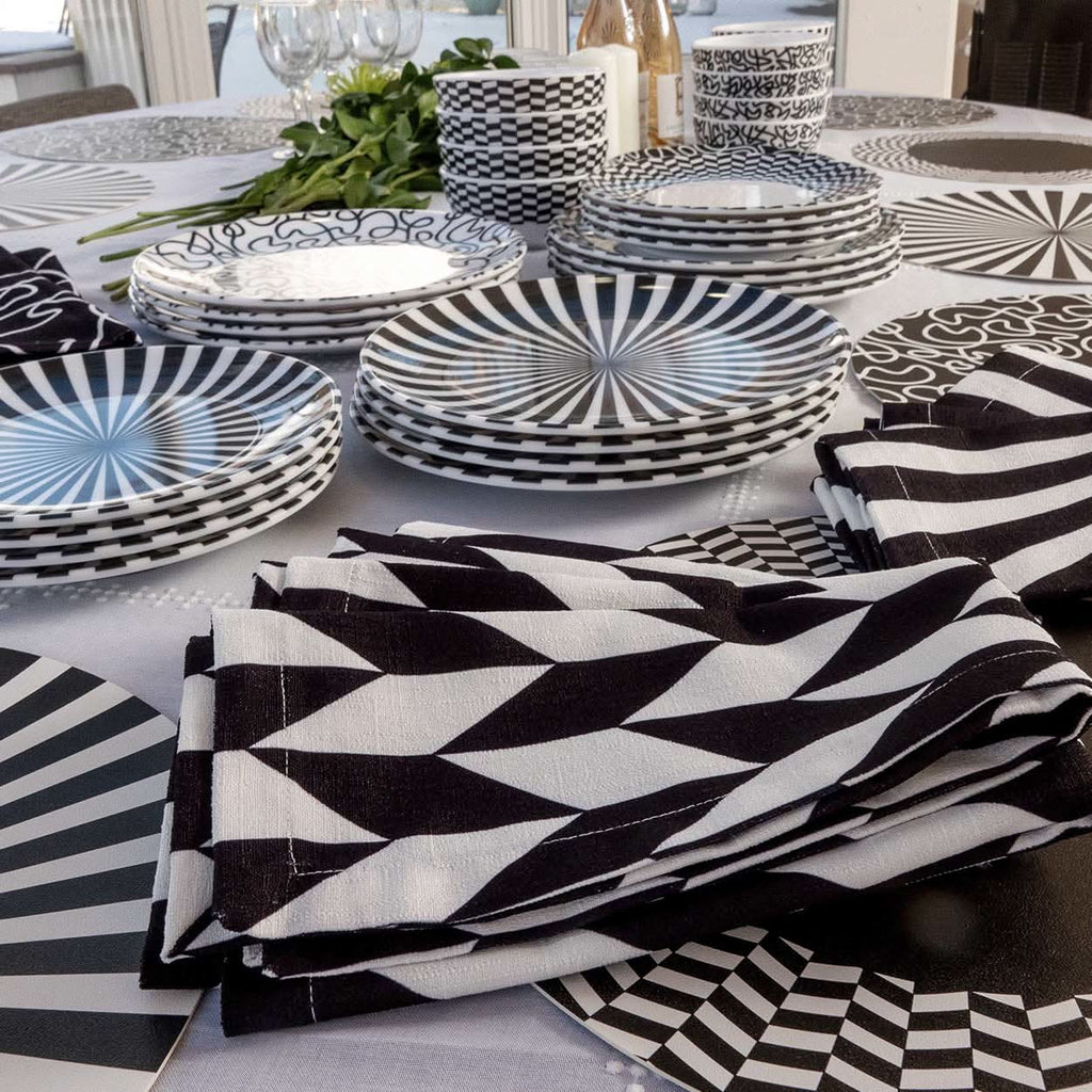 Black & White Chevron Faux Linen Napkins, Set of 4