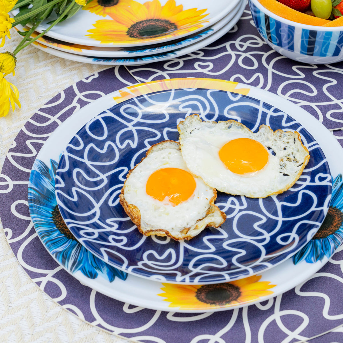Sunflower Maze Set 16 Piece Setting