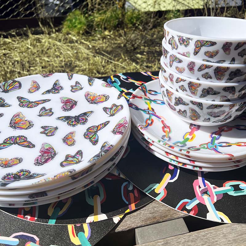 Spread Your Wings Set 16 Piece Setting