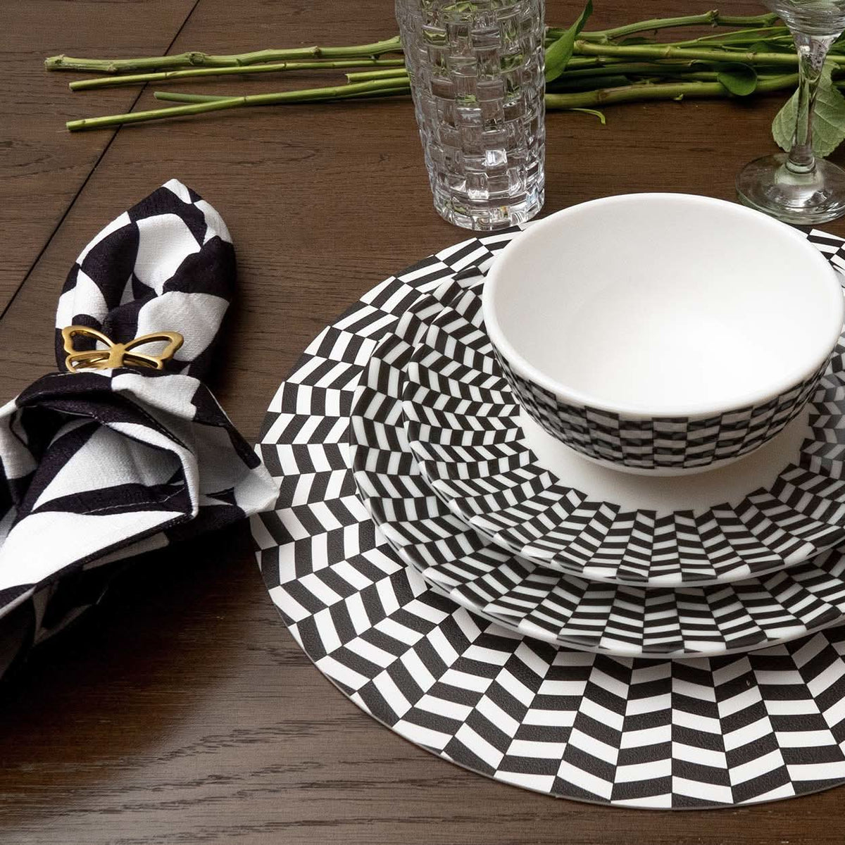 Black & White Chevron Vinyl Placemats, Set of 4