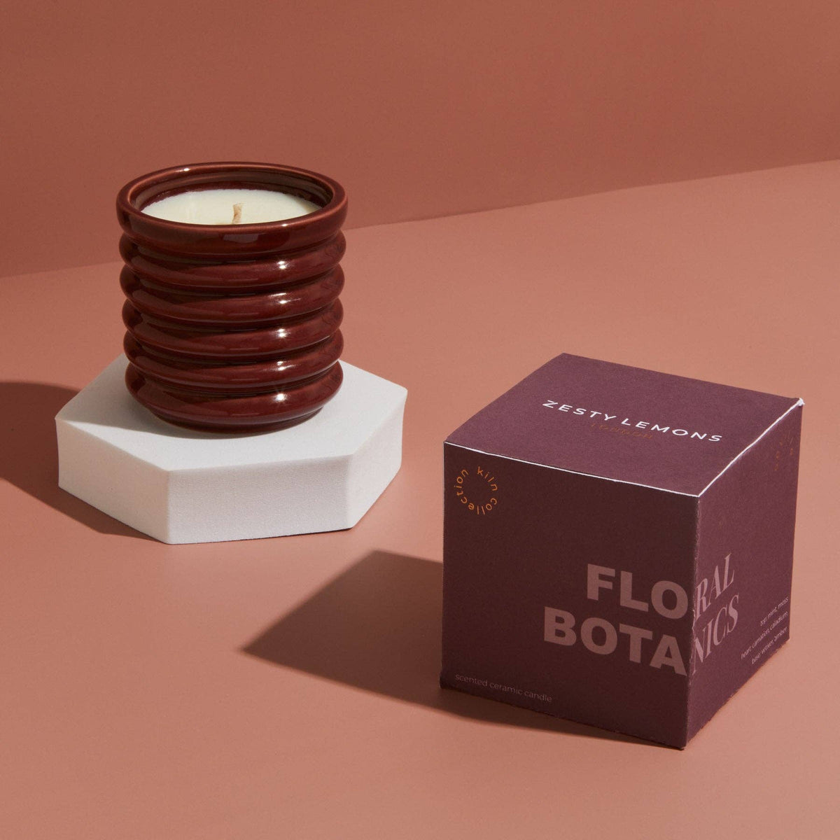 Contemporary Kiln Scalloped Candle, Burgundy - Floral