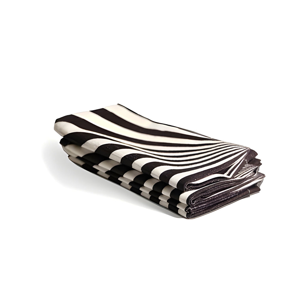 B&W Starburst Napkin Set of four