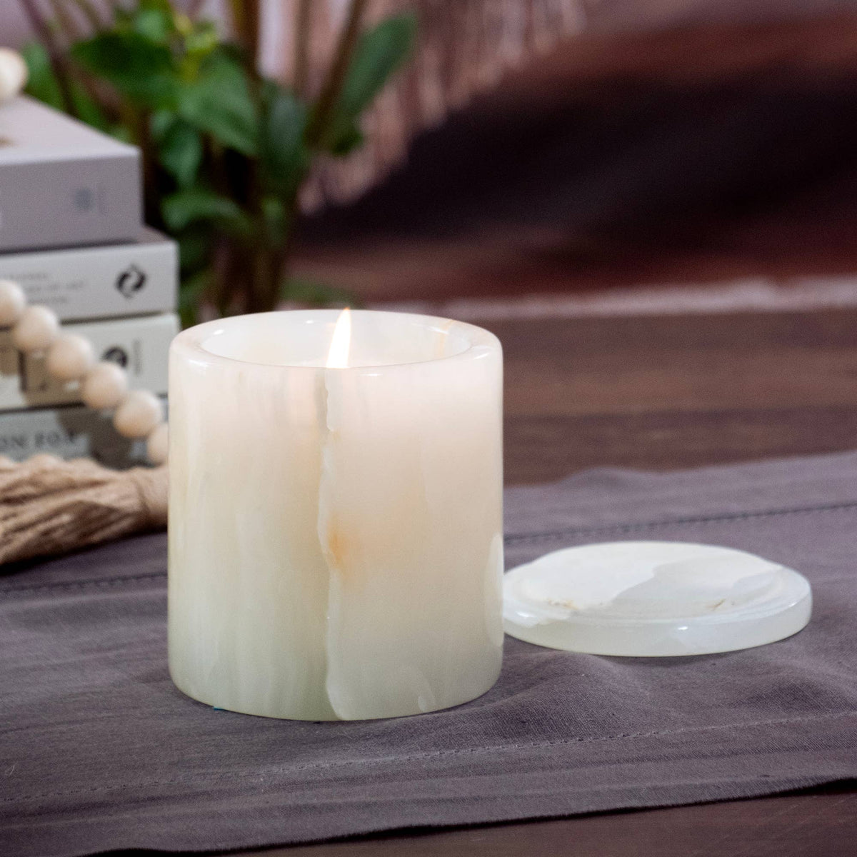 Botanique Palo Santo Onyx Candle