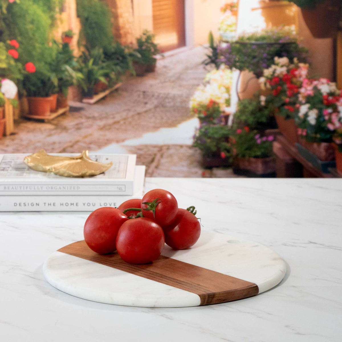 Round White Marble and Acacia Wood Charcuterie Board