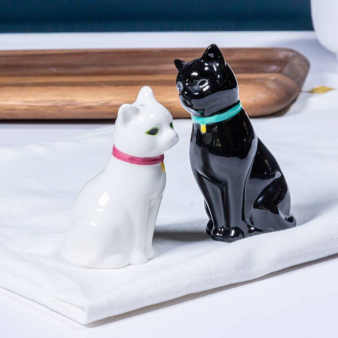 Cuddling Cats Ceramic Salt & Pepper Shakers