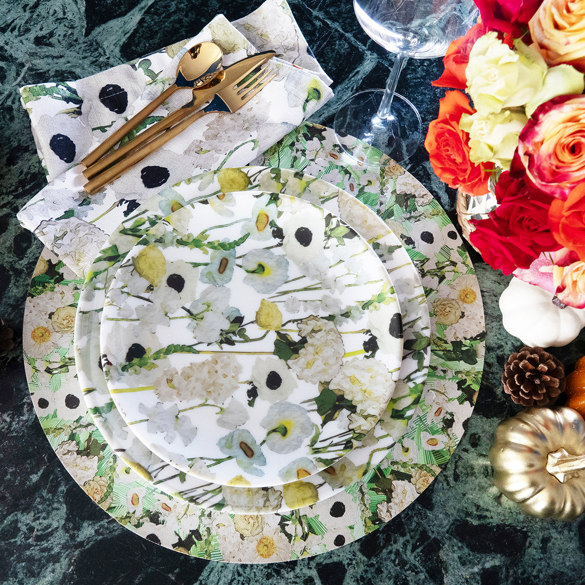 Pura Vida x Cream Floral Garden Melamine Hostess Set, 20-Piece (Service for 4)