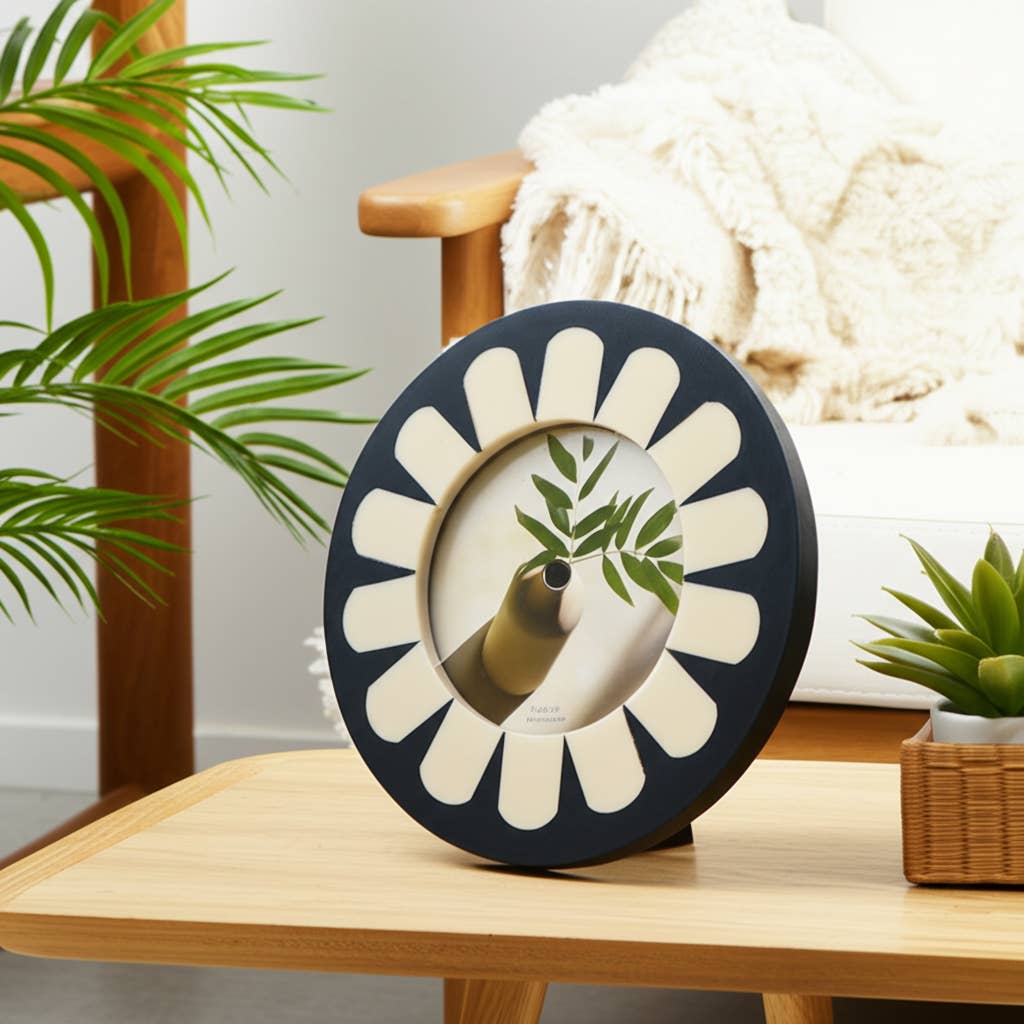 Black and Ivory Flower Round Picture Frame