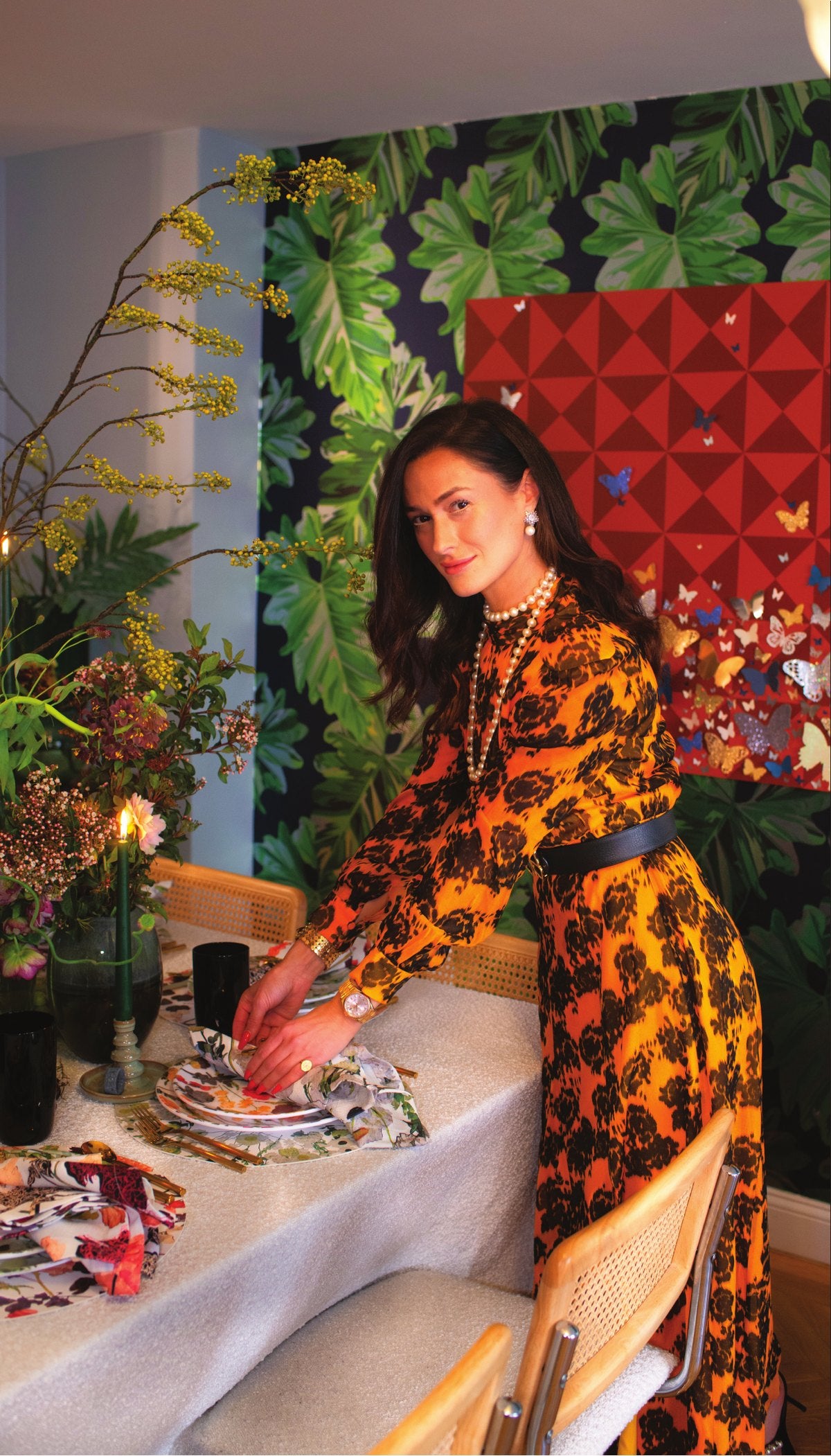 Elizabeth Sutton setting a melamine dinnerware tablescape at the Atelier