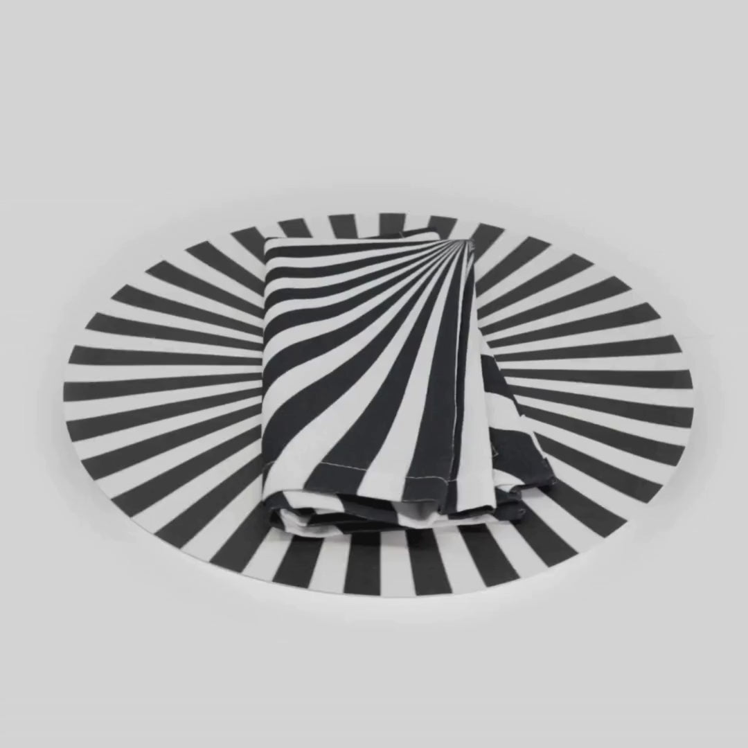 Black & White Starburst Vinyl Placemats, Set of 4
