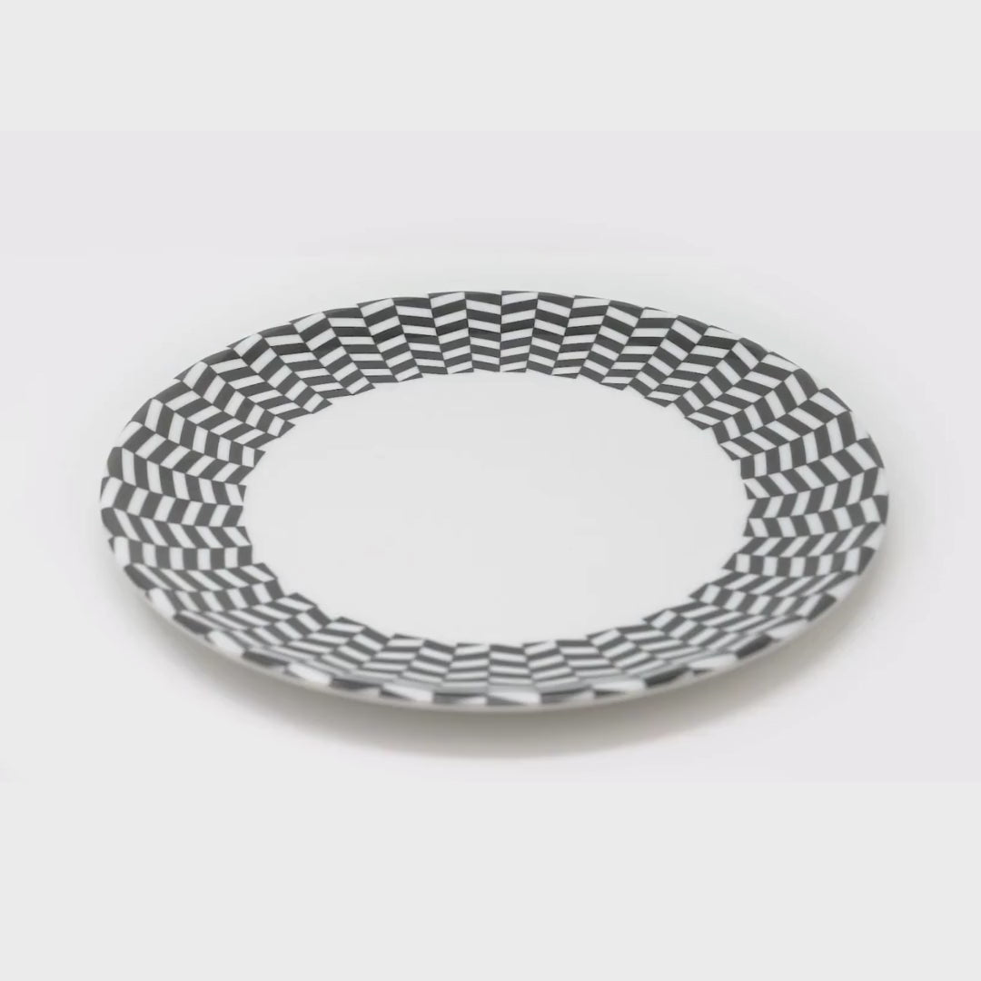 Black & White Chevron Melamine Dinner Plates, Set of 4