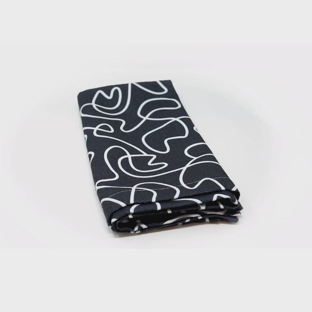Black & White Squiggly Faux Linen Napkins, Set of 4
